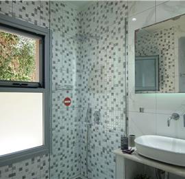 3 bedroom villa with pool & sea views, Agios Mathaios, sleeps 6